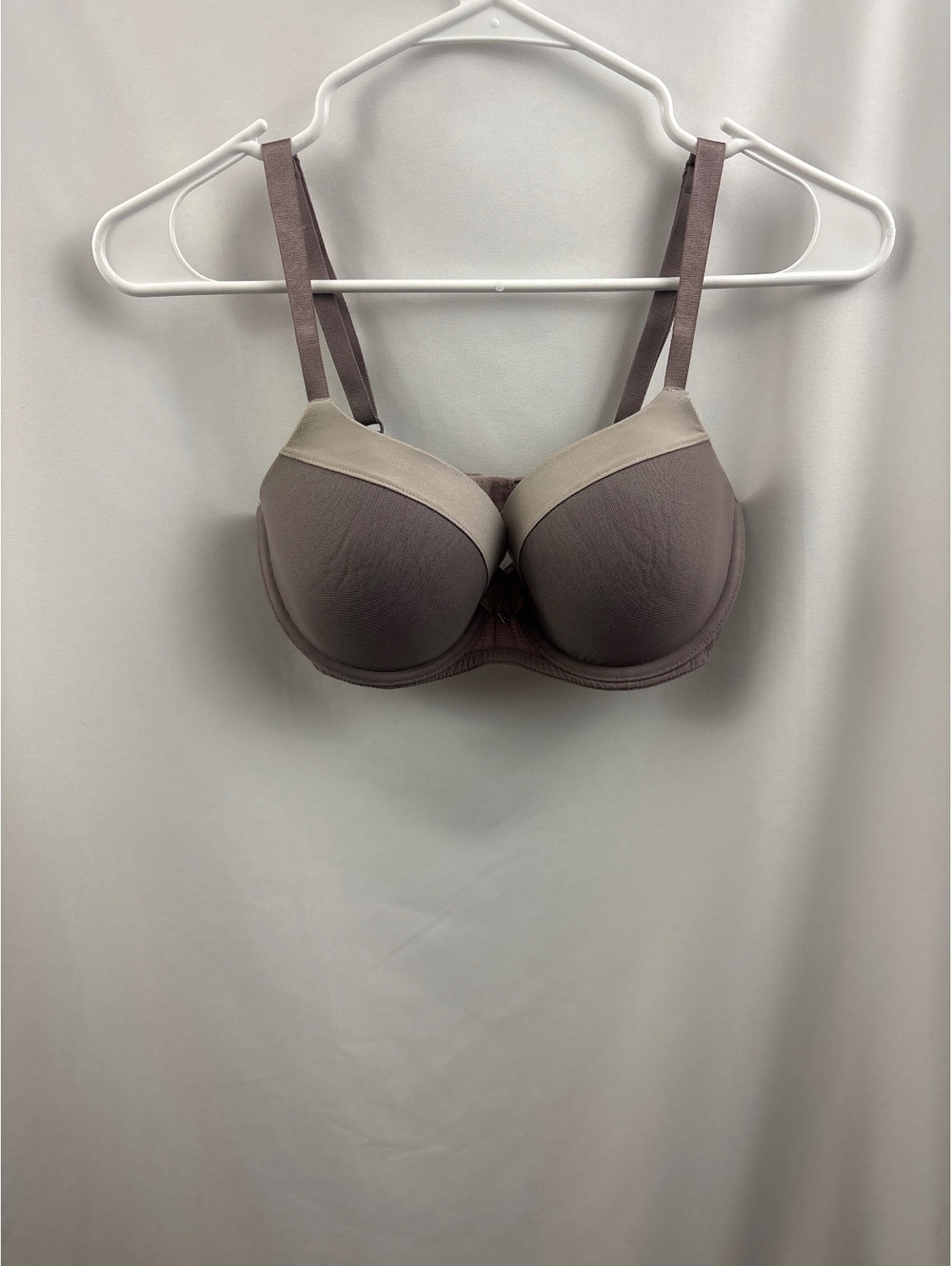 Victoria’s Secret Fabulous 32DD Bra Lined Demi Taupe Color